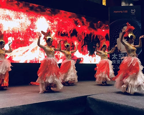 观音桥民族舞蹈表演